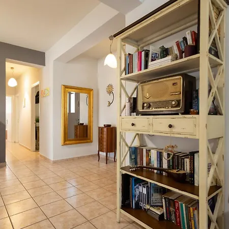 וילה Aristotle Alepou