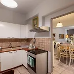 Villa Aristotle *